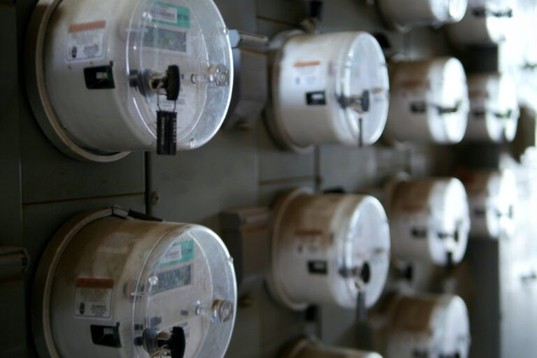 Comprendre sa facture d&rsquo;électricité : les postes qui pèsent le plus